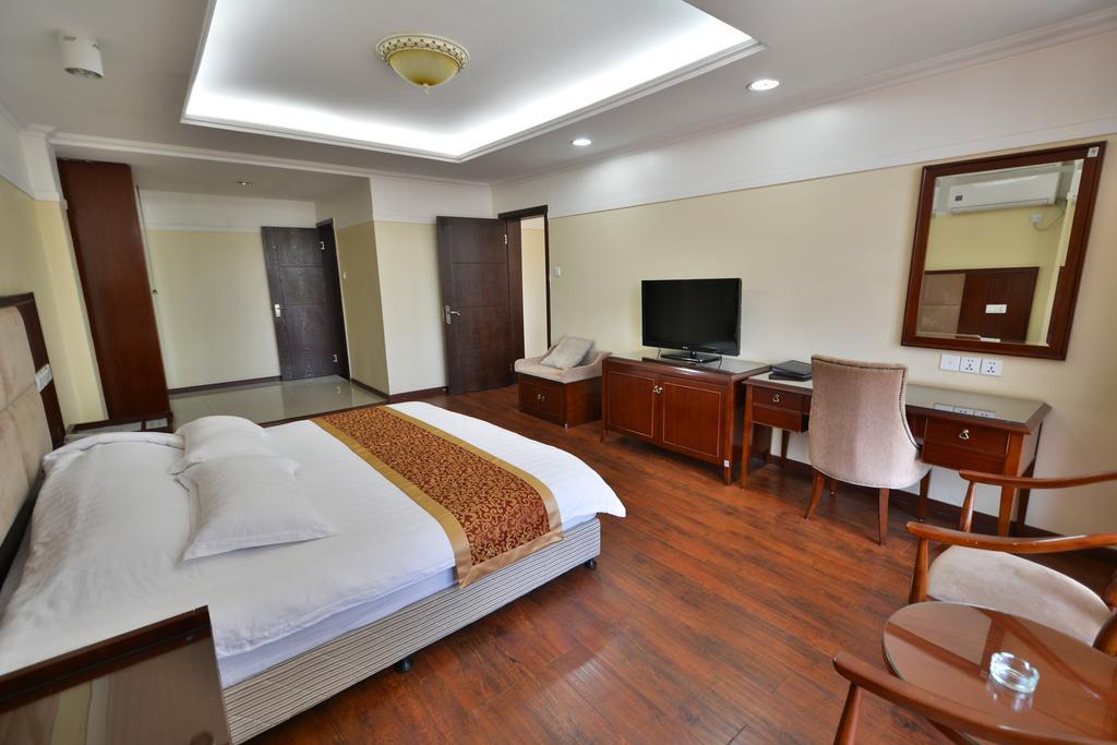 Arirang Hotel Кампала Экстерьер фото