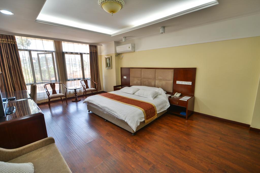 Arirang Hotel Кампала Экстерьер фото