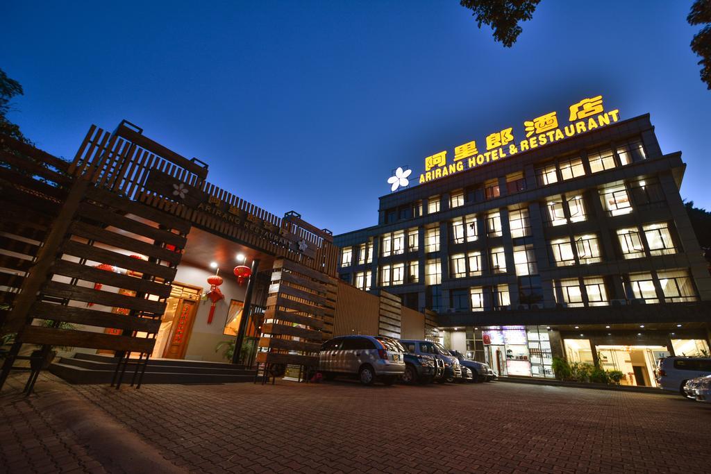 Arirang Hotel Кампала Экстерьер фото