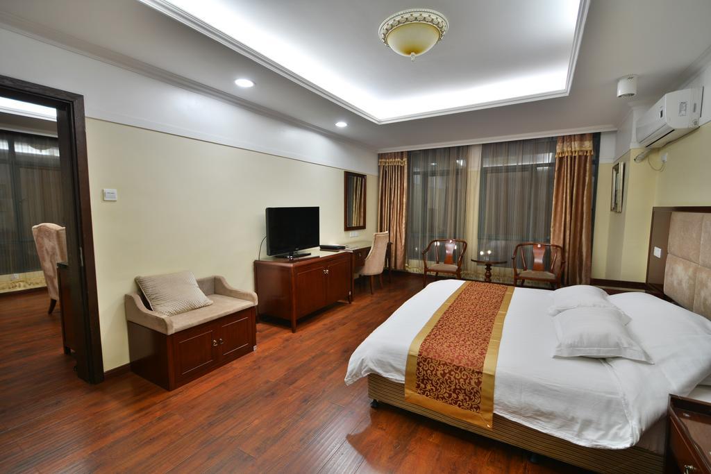 Arirang Hotel Кампала Экстерьер фото