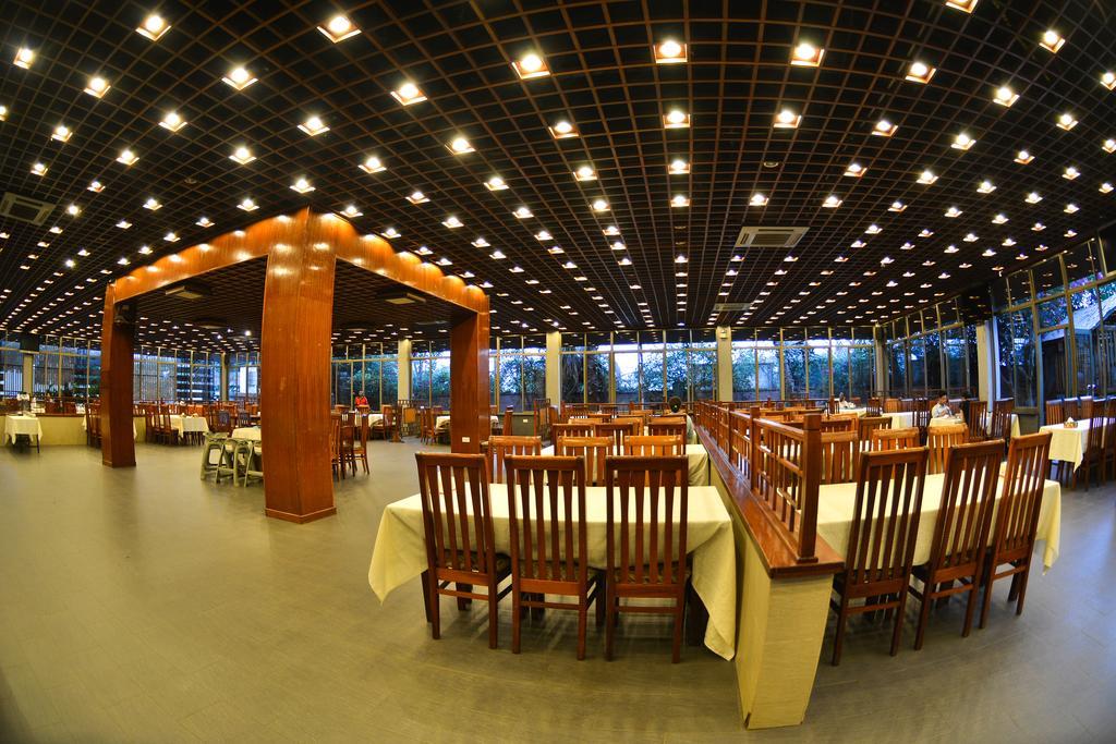Arirang Hotel Кампала Экстерьер фото